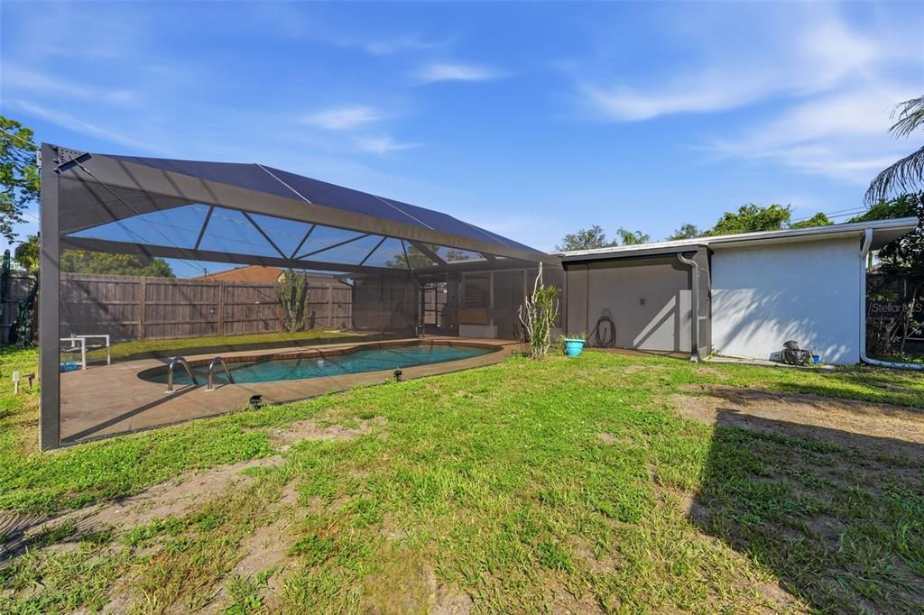 Activo con contrato: $319,000 (2 camas, 2 baños, 1004 Pies cuadrados)