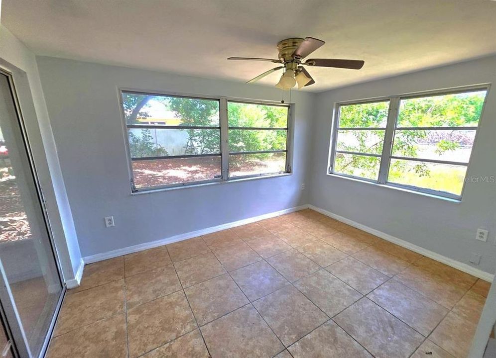 En Venta: $225,000 (2 camas, 1 baños, 1020 Pies cuadrados)