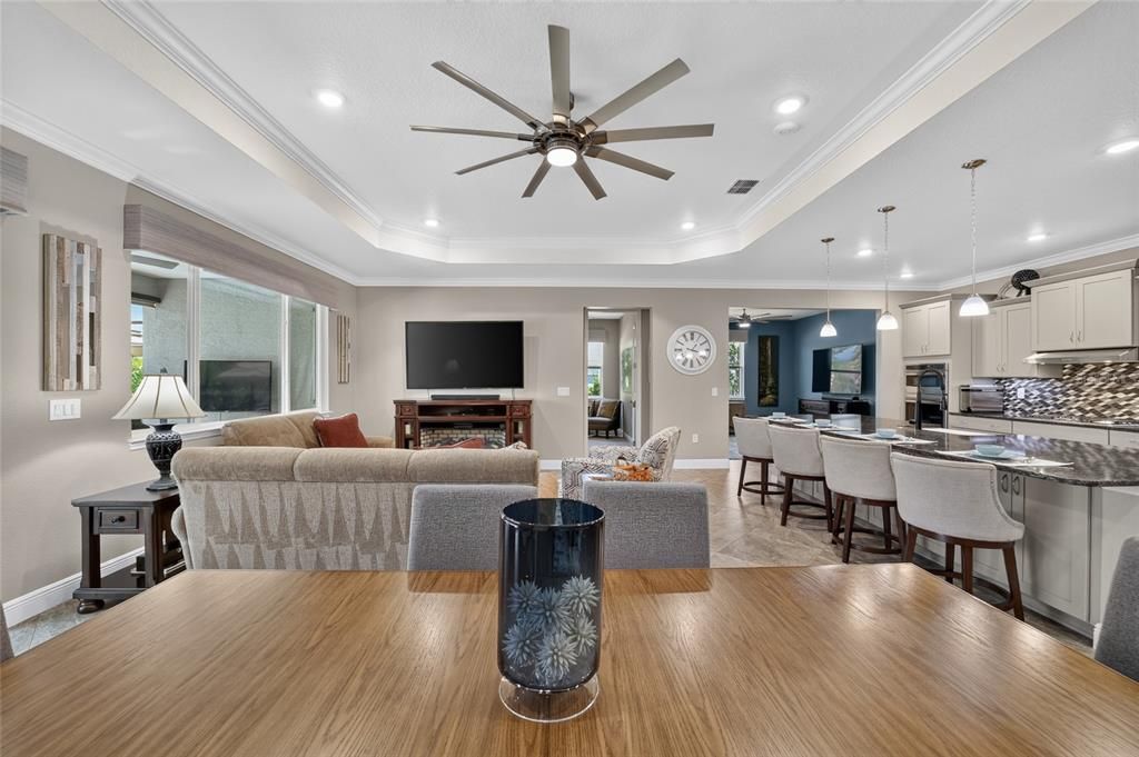 Activo con contrato: $624,900 (3 camas, 3 baños, 2814 Pies cuadrados)