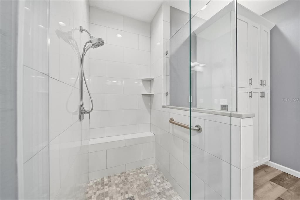 Activo con contrato: $3,000 (3 camas, 2 baños, 1750 Pies cuadrados)
