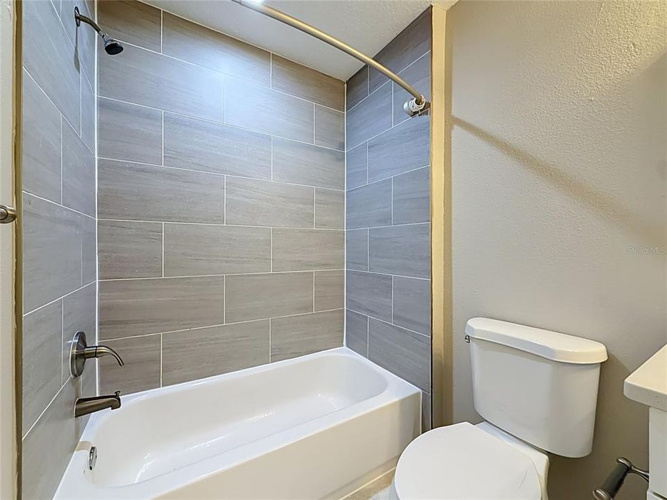 На продажу: $514,900 (4 спален, 2 ванн, 1770 Квадратных фут)