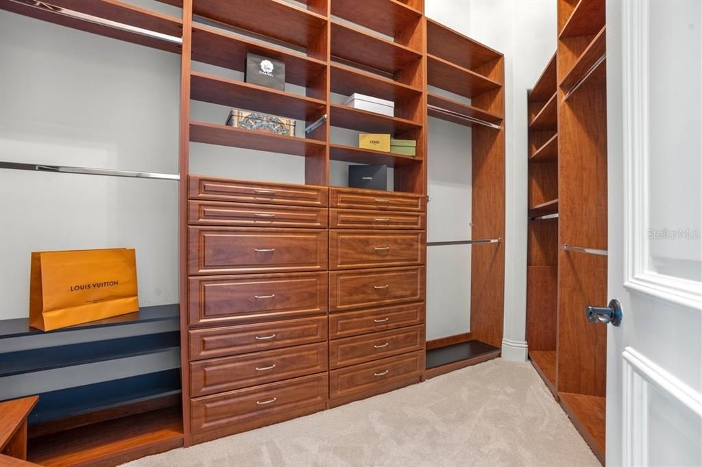 En Venta: $1,750,000 (4 camas, 5 baños, 4771 Pies cuadrados)