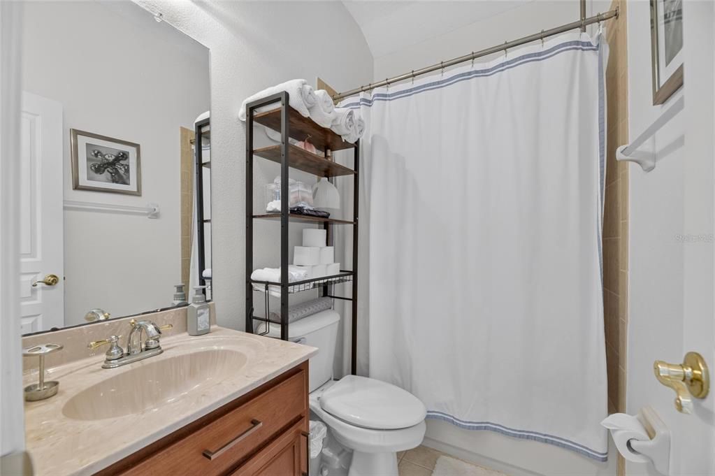 En Venta: $950,000 (4 camas, 3 baños, 3607 Pies cuadrados)
