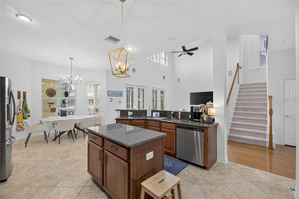 En Venta: $950,000 (4 camas, 3 baños, 3607 Pies cuadrados)