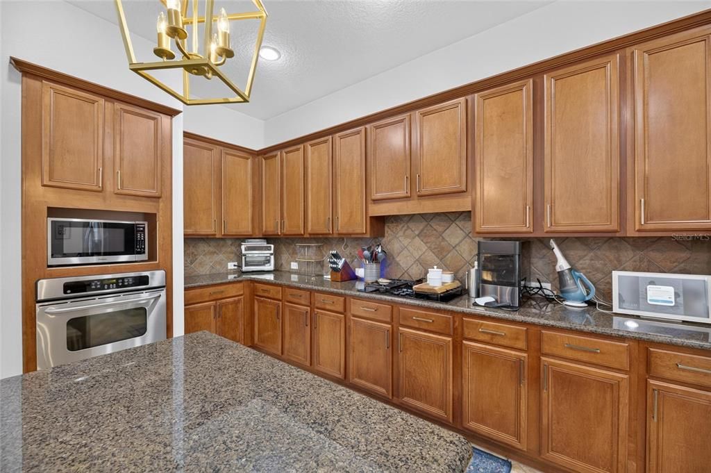 En Venta: $950,000 (4 camas, 3 baños, 3607 Pies cuadrados)