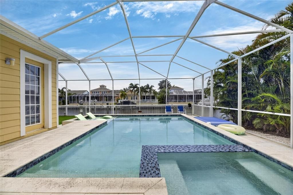 En Venta: $950,000 (4 camas, 3 baños, 3607 Pies cuadrados)
