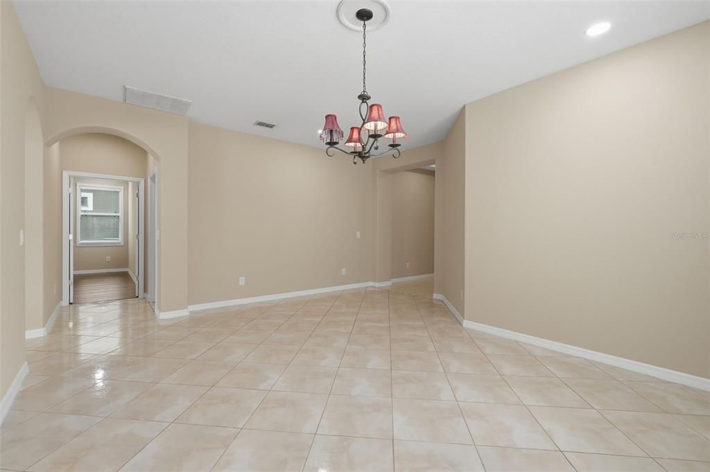 For Sale: $525,000 (3 beds, 2 baths, 2085 Square Feet)
