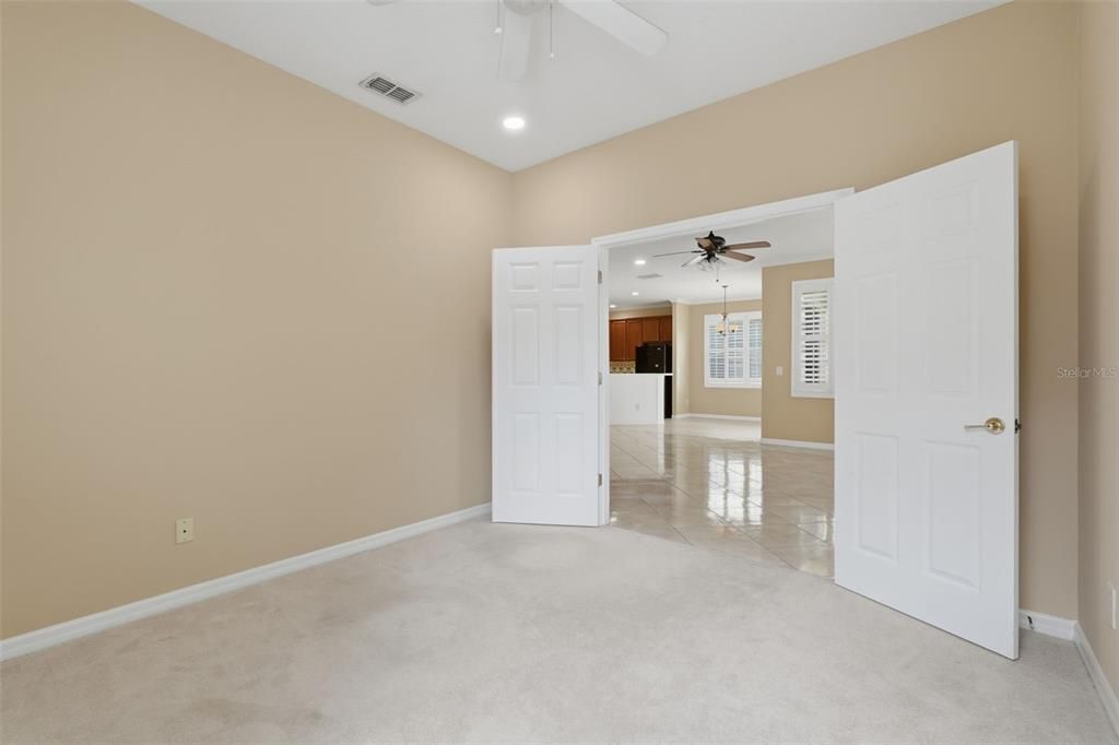 For Sale: $525,000 (3 beds, 2 baths, 2085 Square Feet)