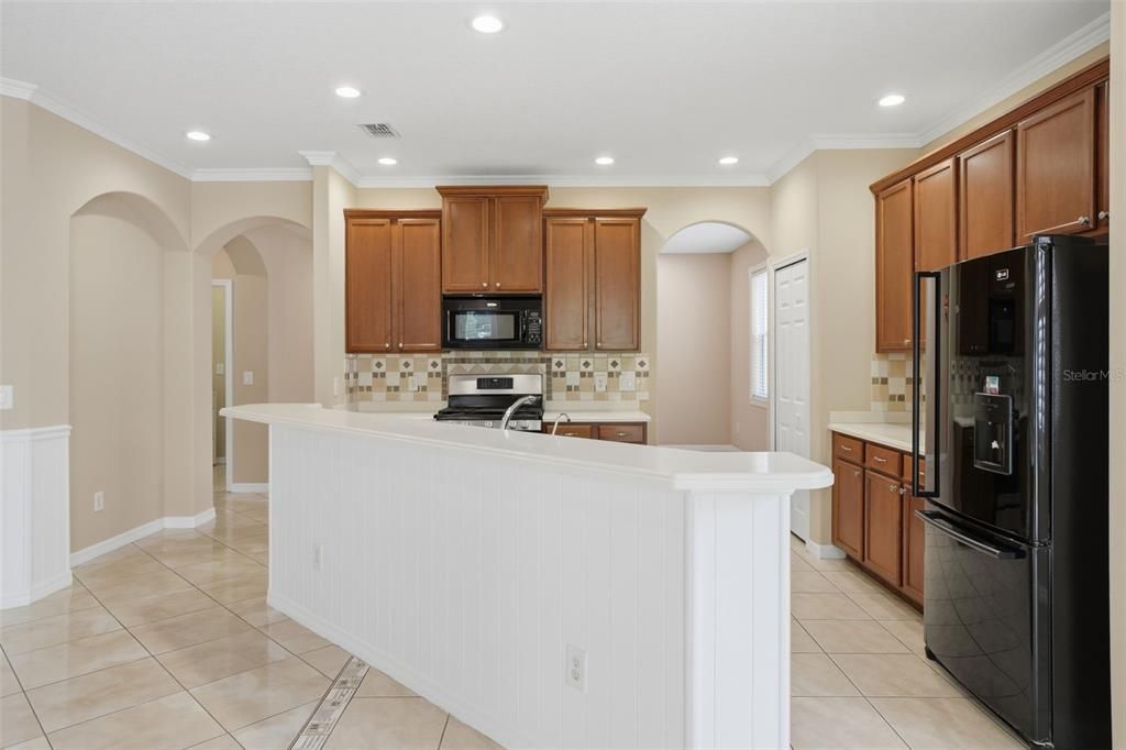 For Sale: $525,000 (3 beds, 2 baths, 2085 Square Feet)