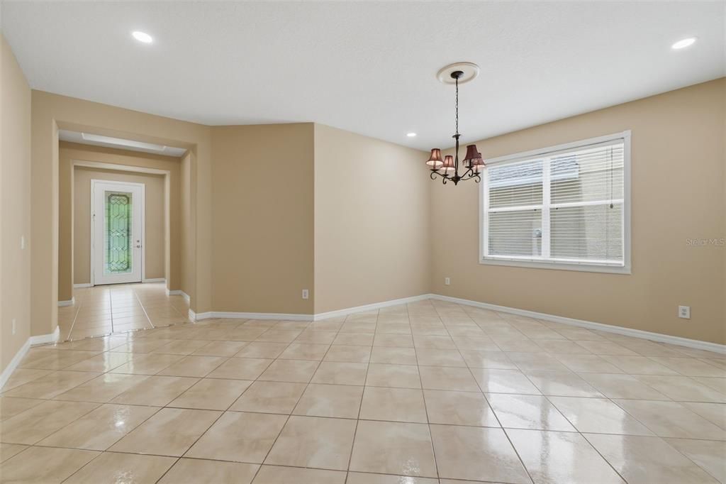 For Sale: $525,000 (3 beds, 2 baths, 2085 Square Feet)