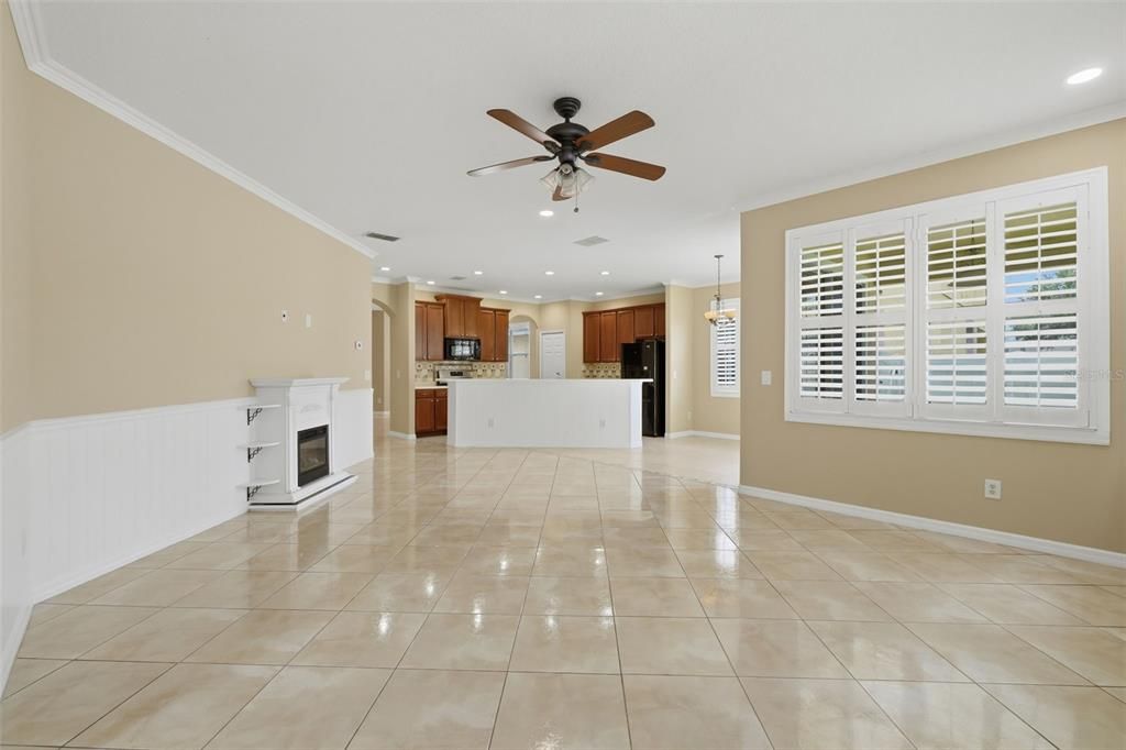 For Sale: $525,000 (3 beds, 2 baths, 2085 Square Feet)