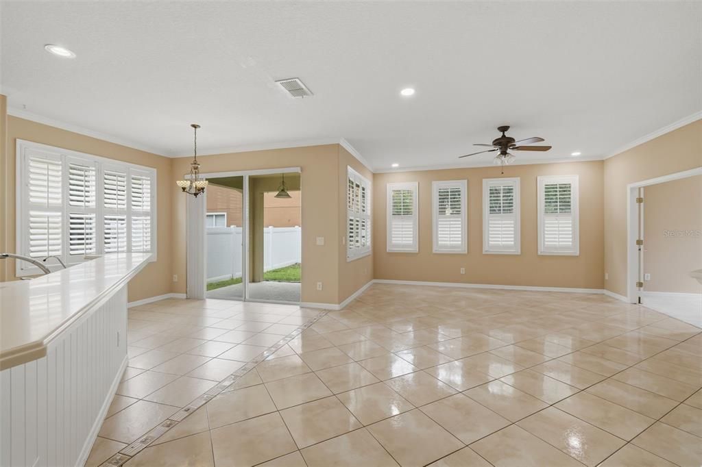 For Sale: $525,000 (3 beds, 2 baths, 2085 Square Feet)