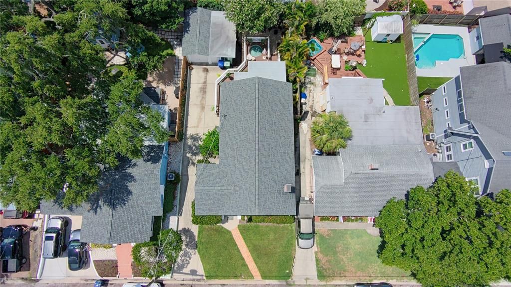 Activo con contrato: $865,000 (2 camas, 2 baños, 1420 Pies cuadrados)