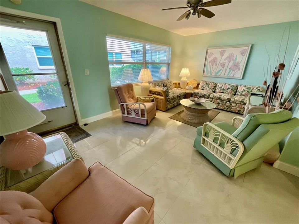 En Venta: $99,900 (1 camas, 1 baños, 790 Pies cuadrados)