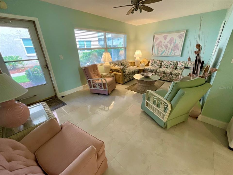 En Venta: $99,900 (1 camas, 1 baños, 790 Pies cuadrados)