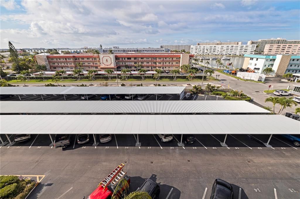 Под контрактом: $155,000 (2 спален, 2 ванн, 1120 Квадратных фут)