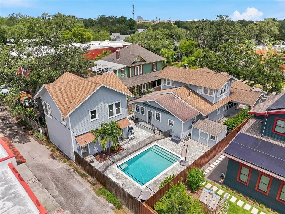 На продажу: $2,150,000 (5 спален, 4 ванн, 3515 Квадратных фут)