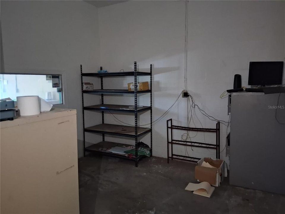待售: $435,000 (4.50 acres)