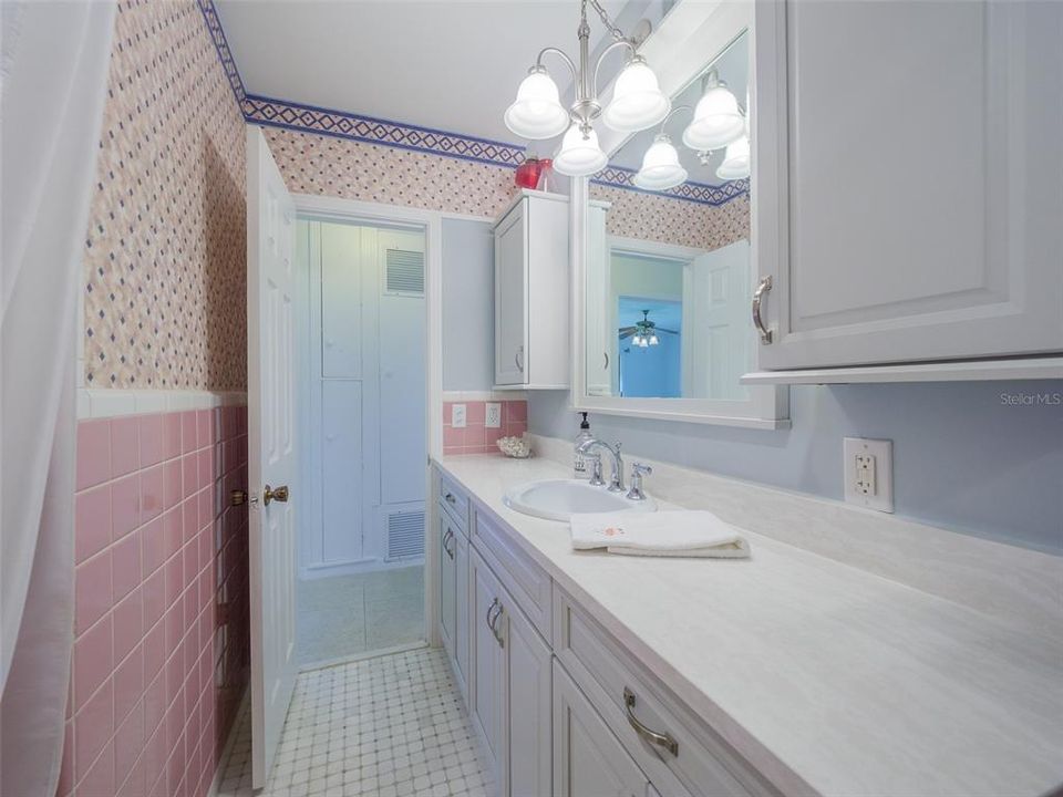 На продажу: $895,000 (3 спален, 3 ванн, 1895 Квадратных фут)