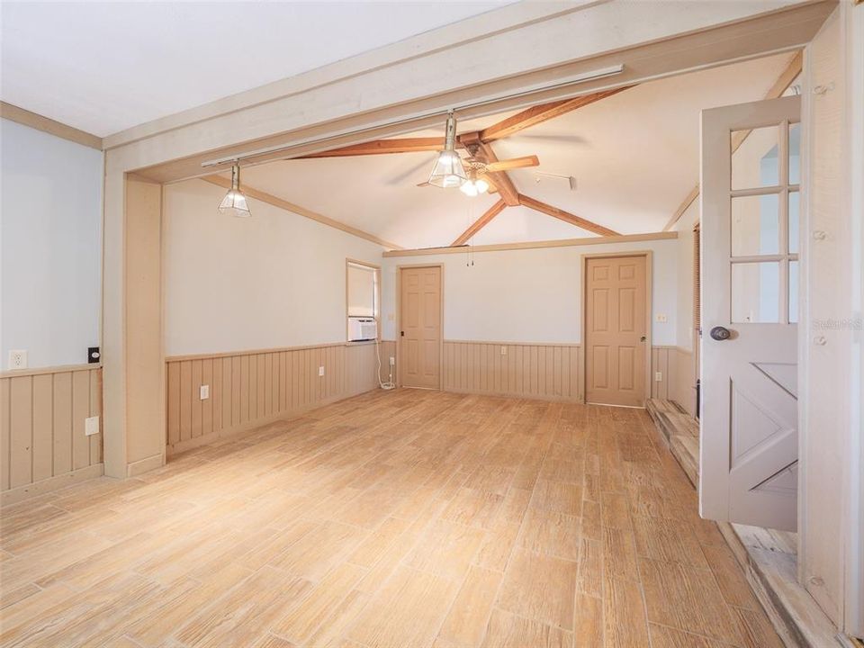 На продажу: $895,000 (3 спален, 3 ванн, 1895 Квадратных фут)