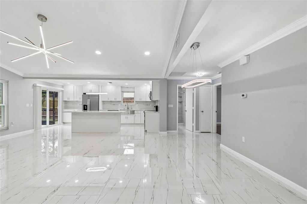 For Sale: $500,000 (3 beds, 2 baths, 1418 Square Feet)