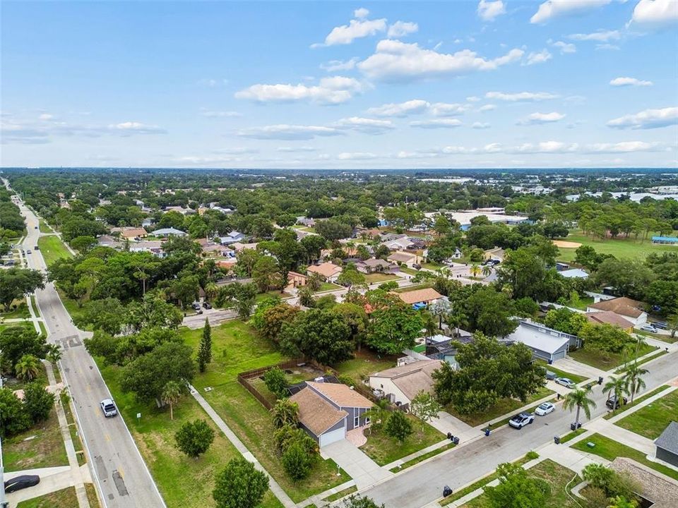 For Sale: $500,000 (3 beds, 2 baths, 1418 Square Feet)