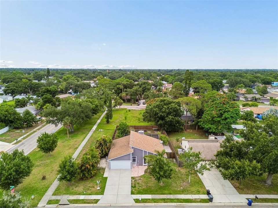 For Sale: $500,000 (3 beds, 2 baths, 1418 Square Feet)