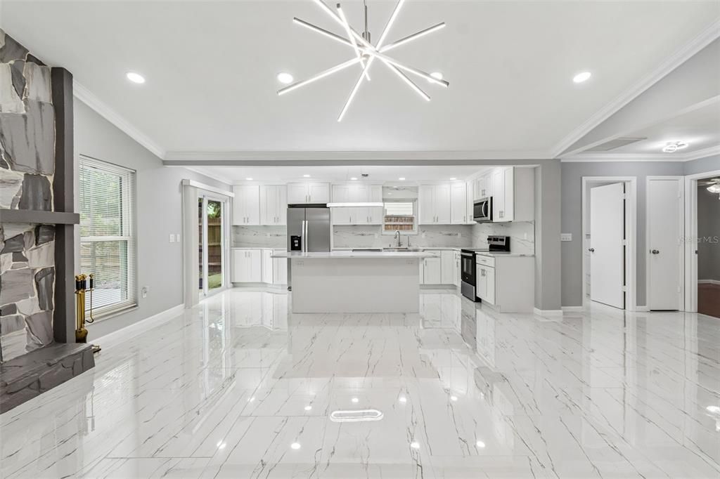 For Sale: $500,000 (3 beds, 2 baths, 1418 Square Feet)