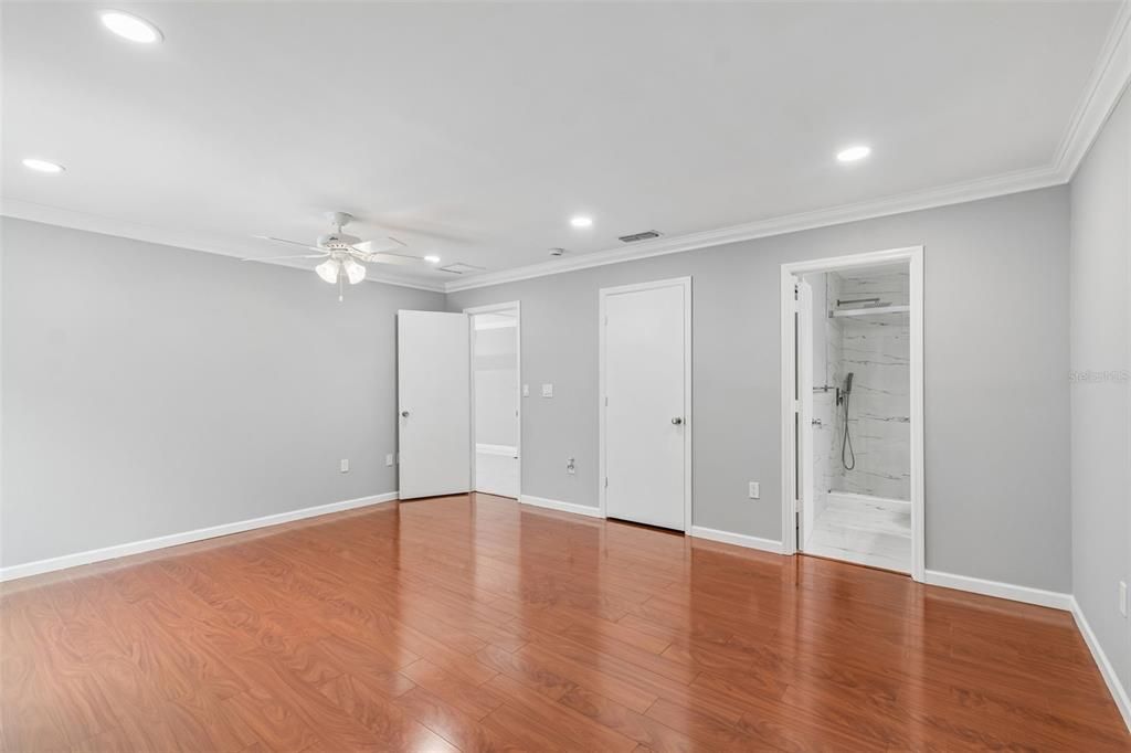 For Sale: $500,000 (3 beds, 2 baths, 1418 Square Feet)