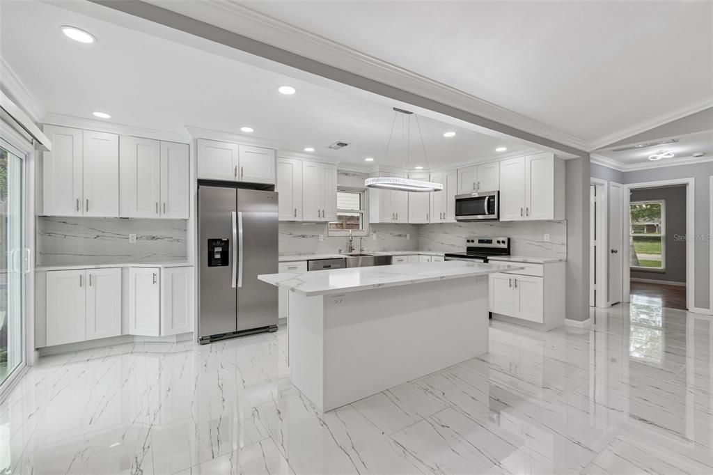 For Sale: $500,000 (3 beds, 2 baths, 1418 Square Feet)