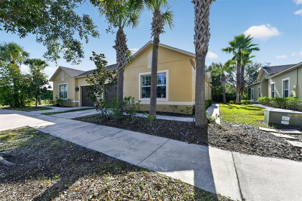 For Sale: $239,000 (3 beds, 2 baths, 1517 Square Feet)