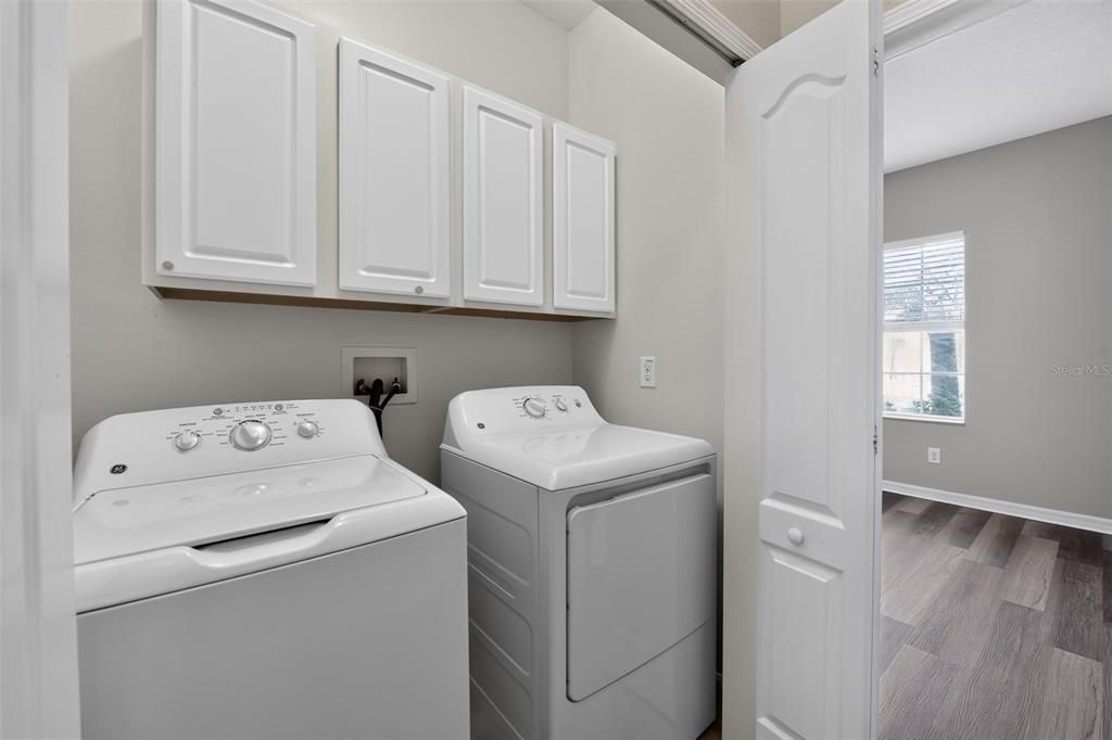 For Sale: $239,000 (3 beds, 2 baths, 1517 Square Feet)