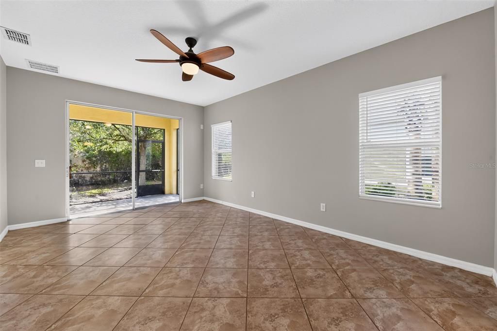 For Sale: $239,000 (3 beds, 2 baths, 1517 Square Feet)