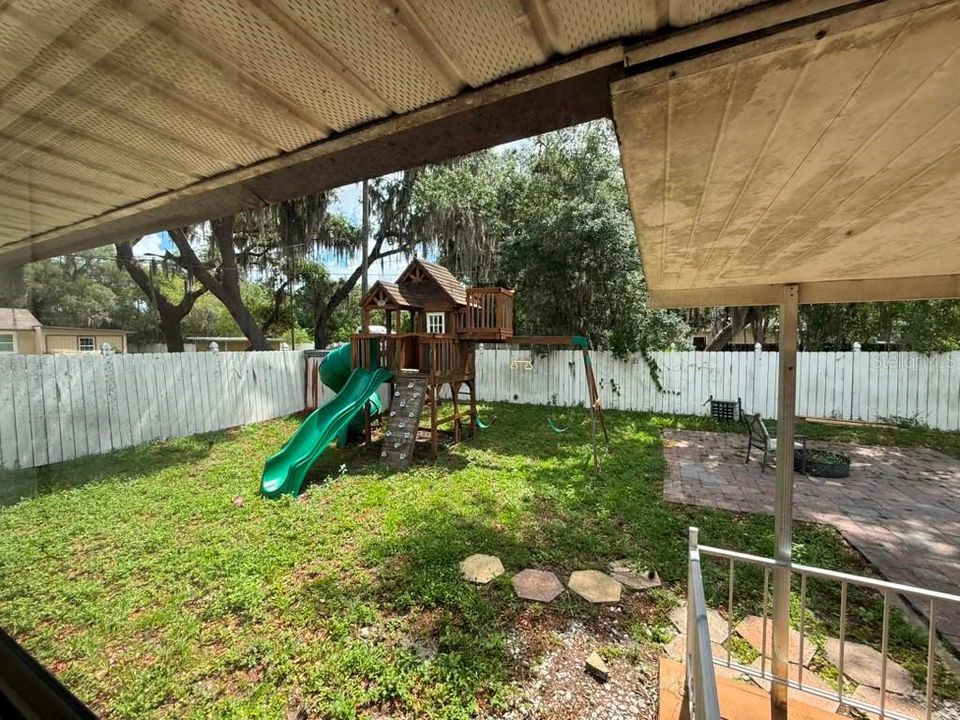 На продажу: $390,000 (3 спален, 2 ванн, 1842 Квадратных фут)