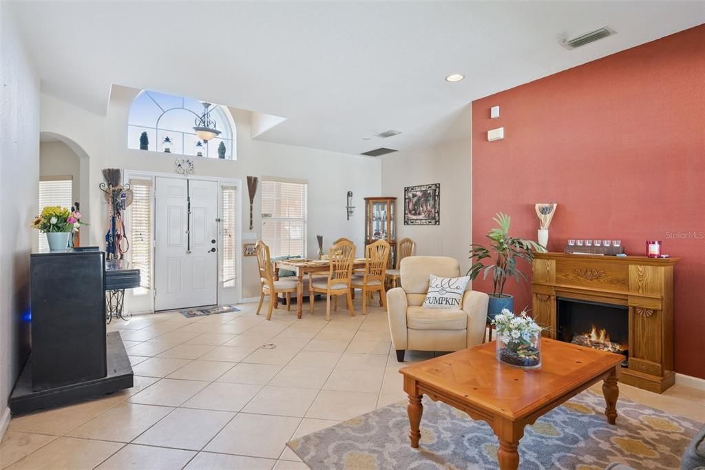For Sale: $420,000 (3 beds, 2 baths, 1782 Square Feet)