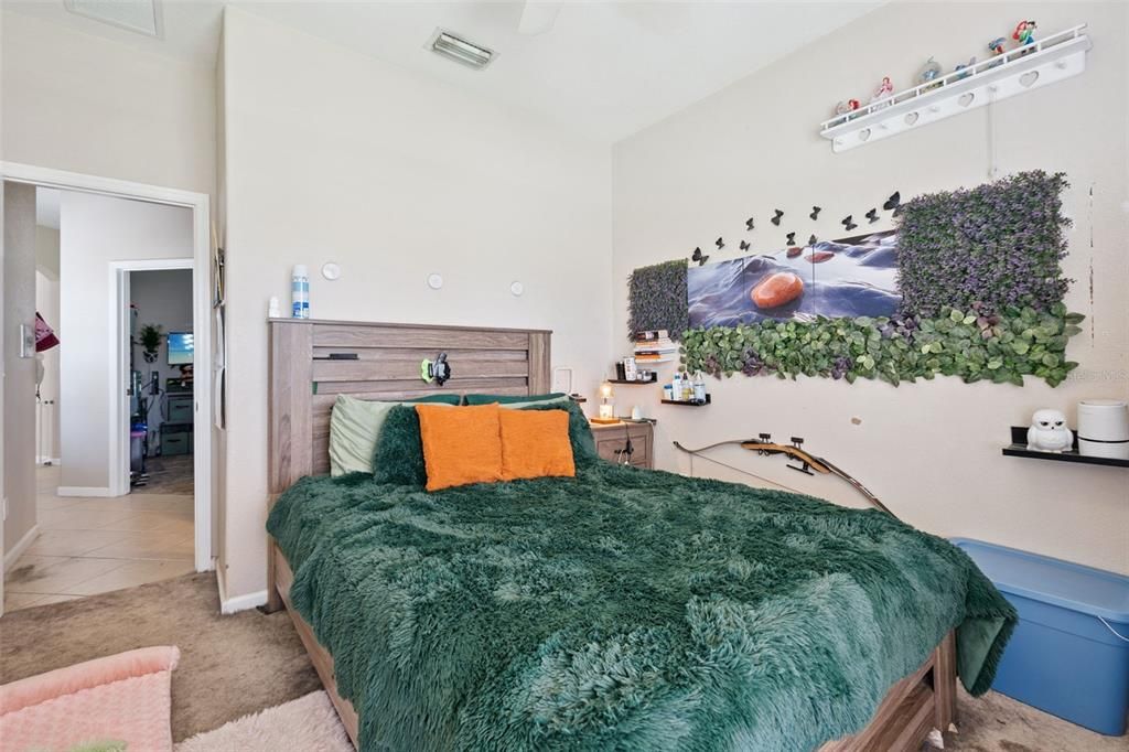 For Sale: $420,000 (3 beds, 2 baths, 1782 Square Feet)
