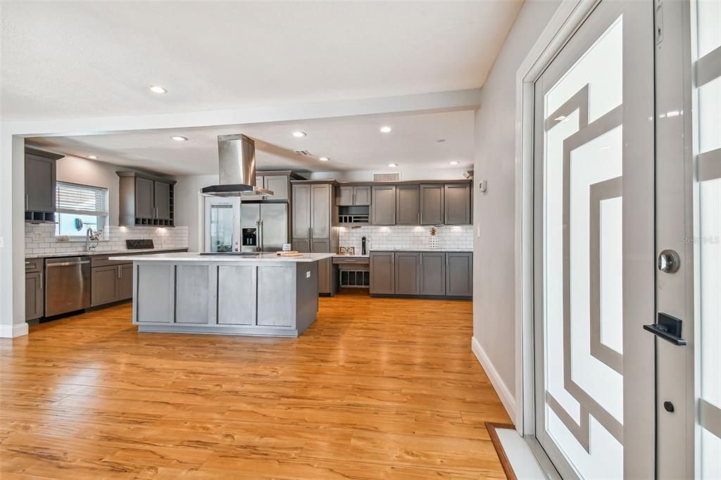 В аренду: $3,800 (4 спален, 3 ванн, 2582 Квадратных фут)