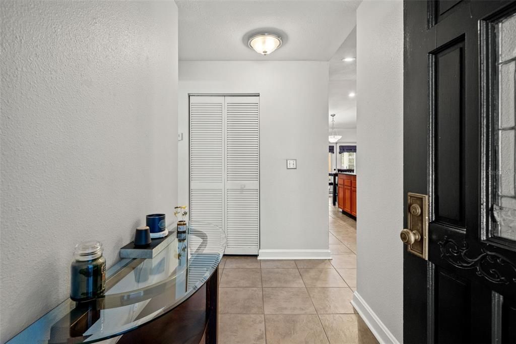 En Venta: $460,000 (3 camas, 2 baños, 1391 Pies cuadrados)