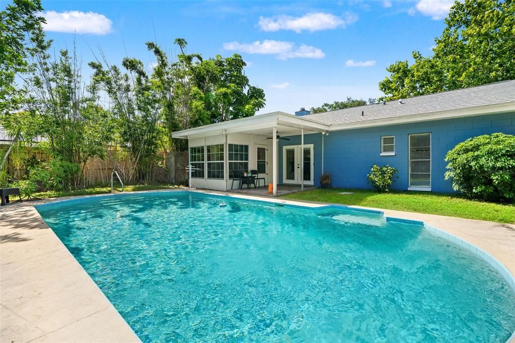 En Venta: $460,000 (3 camas, 2 baños, 1391 Pies cuadrados)
