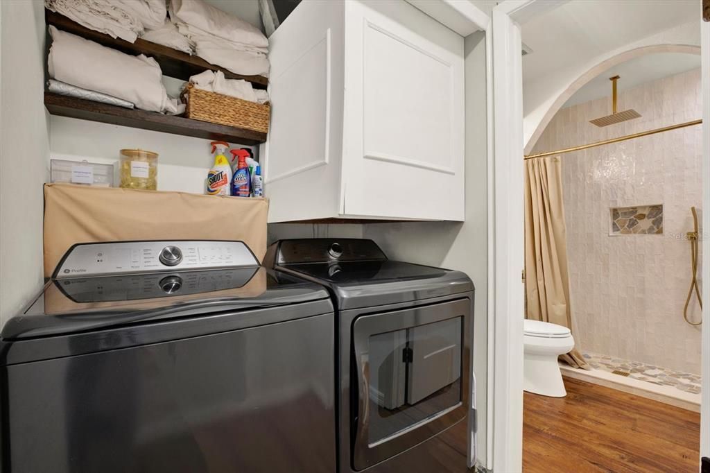 For Sale: $724,900 (3 beds, 2 baths, 1732 Square Feet)