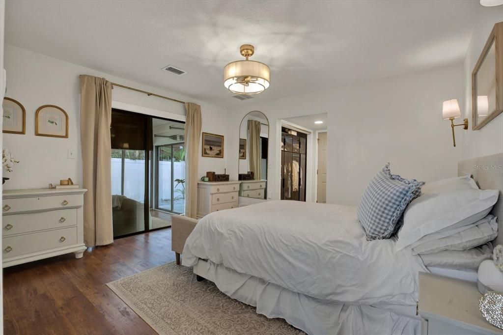 For Sale: $724,900 (3 beds, 2 baths, 1732 Square Feet)