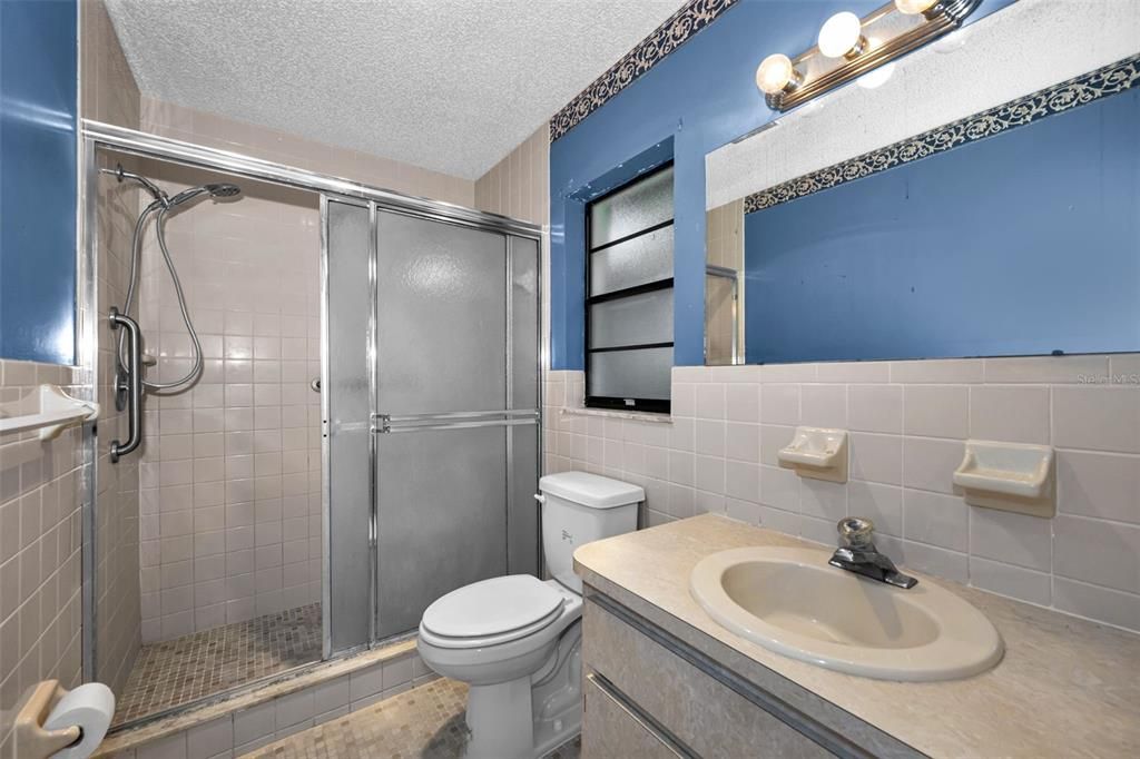 For Sale: $159,000 (2 beds, 2 baths, 1128 Square Feet)