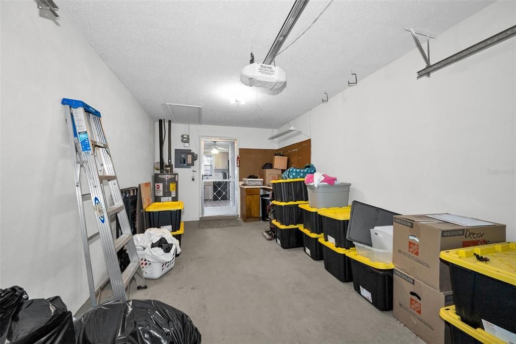 For Sale: $159,000 (2 beds, 2 baths, 1128 Square Feet)