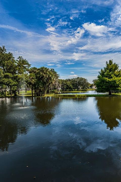 For Sale: $159,000 (2 beds, 2 baths, 1128 Square Feet)