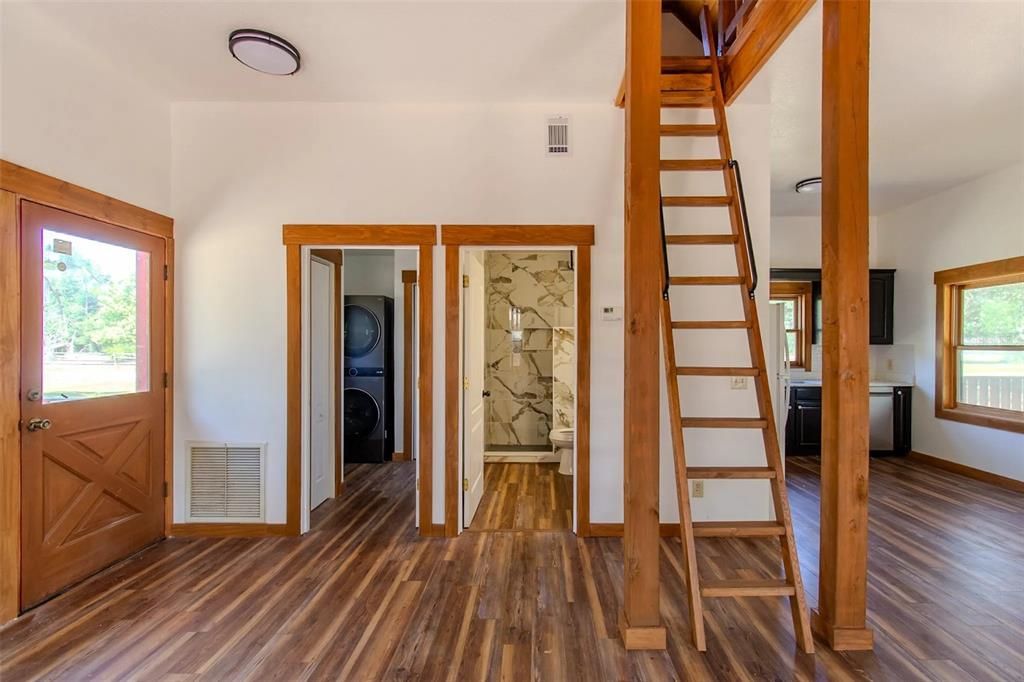 В аренду: $1,295 (1 спален, 1 ванн, 934 Квадратных фут)