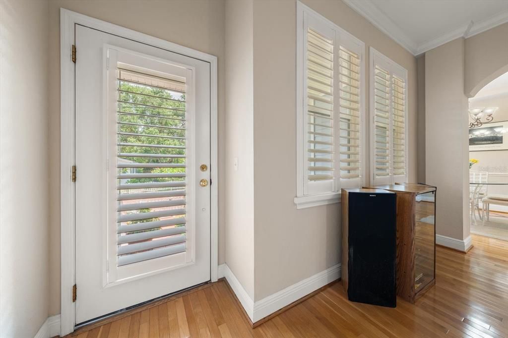 For Sale: $479,000 (3 beds, 2 baths, 2141 Square Feet)