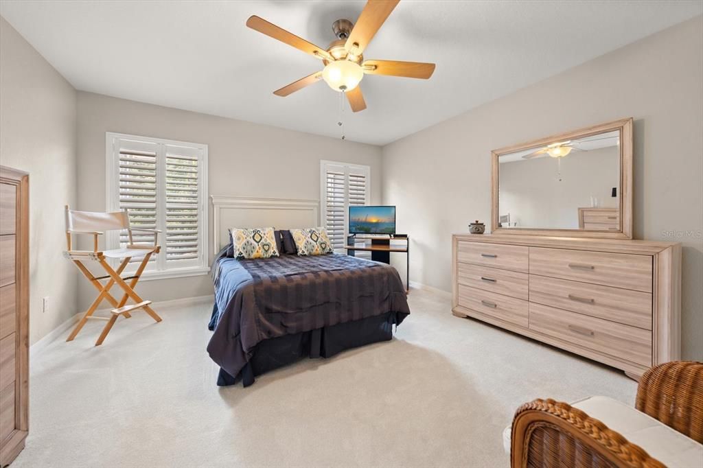 For Sale: $479,000 (3 beds, 2 baths, 2141 Square Feet)