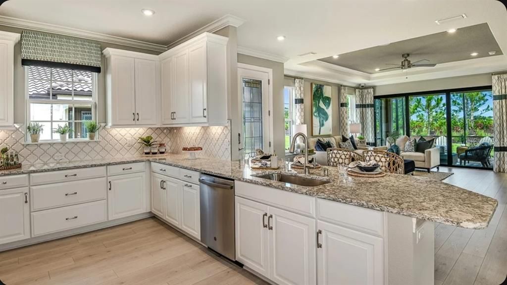 For Sale: $663,829 (3 beds, 2 baths, 1925 Square Feet)