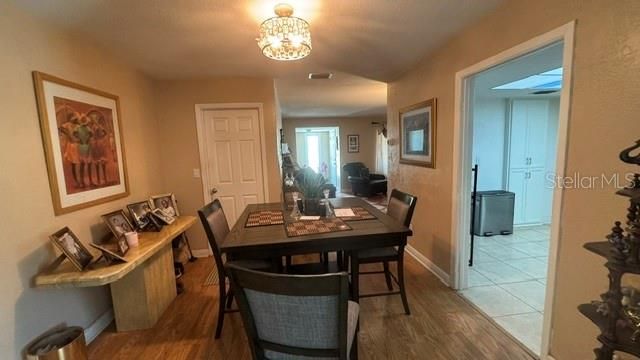 En Venta: $400,000 (3 camas, 2 baños, 1615 Pies cuadrados)