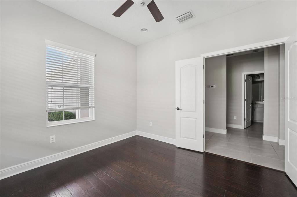For Rent: $2,200 (2 beds, 2 baths, 1525 Square Feet)